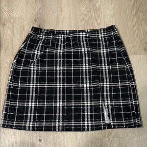 SHEIN Black and White Checkered Mini Skirt